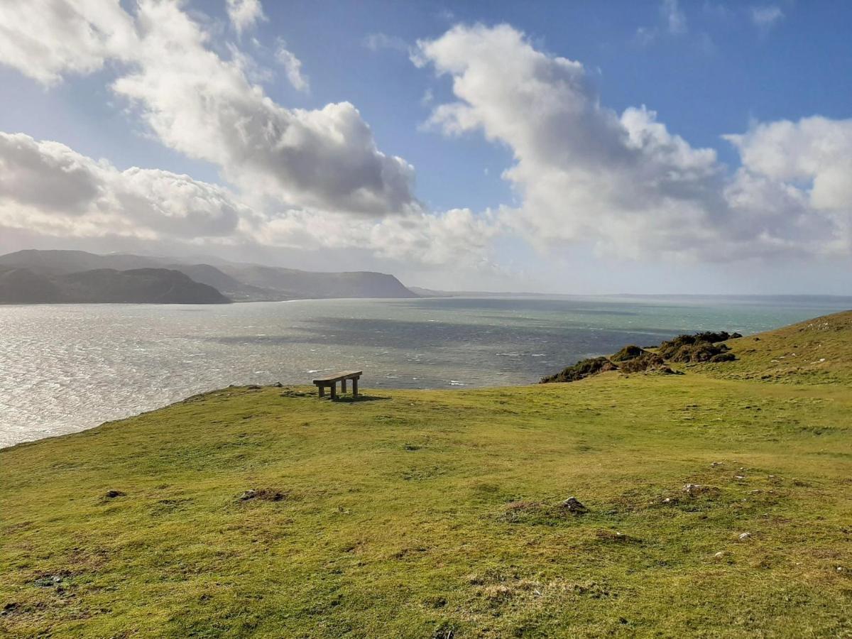Great Orme Cottage, The Great Orme, ランディドノー エクステリア 写真